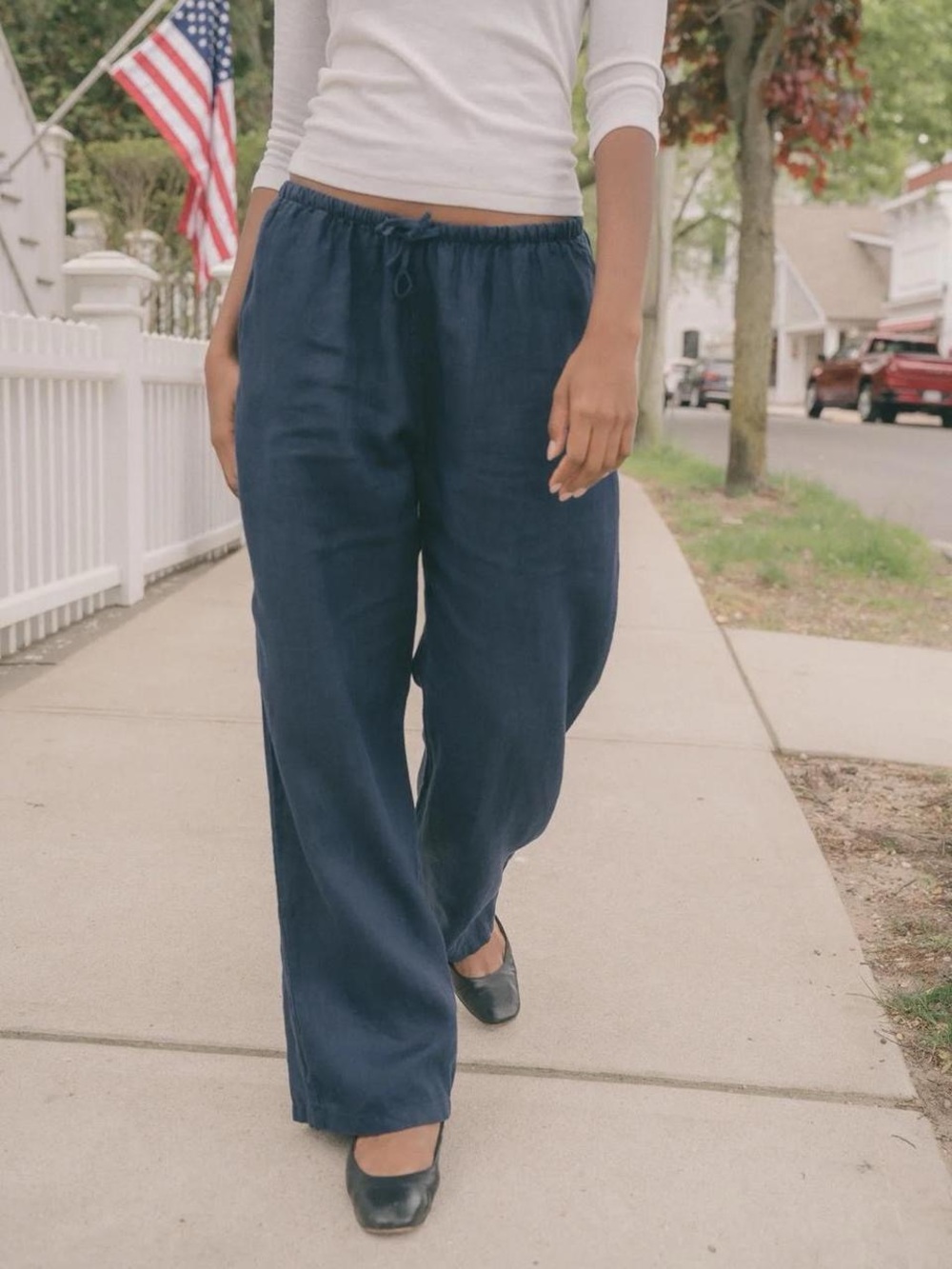 Brandy Melville / St. George navy linen pants